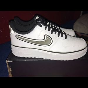 AF1 Spurs Edition